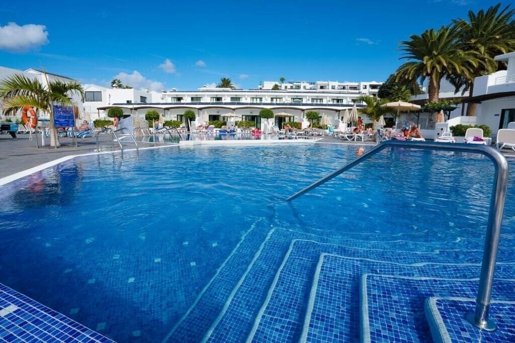 Отель Relaxia Lanzaplaya 3*