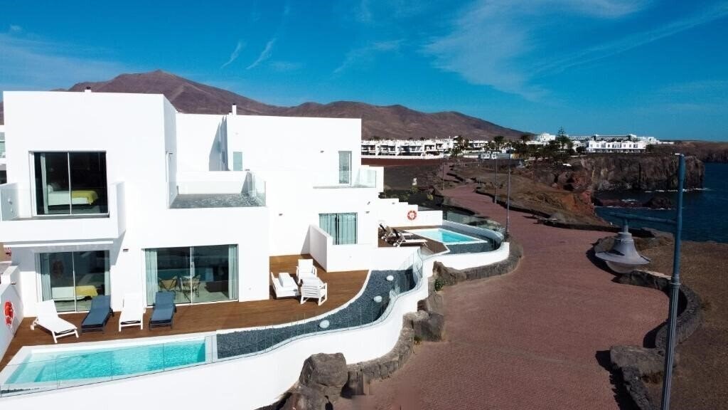 Фото Cala Lanzarote Suites 5*