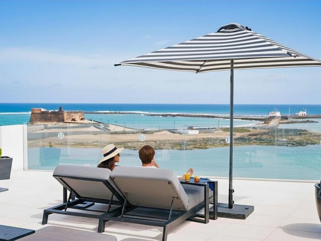 Отель Blue Marina Suites 3*