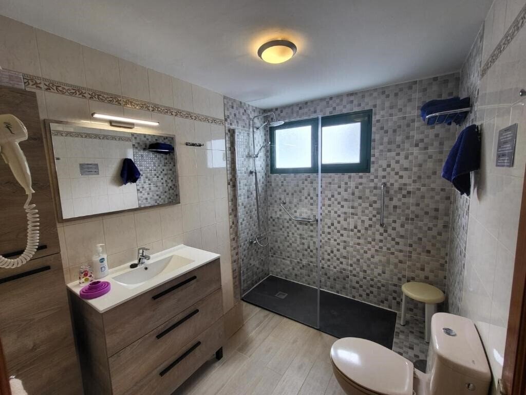 Отель Gueldera Apartments 4*