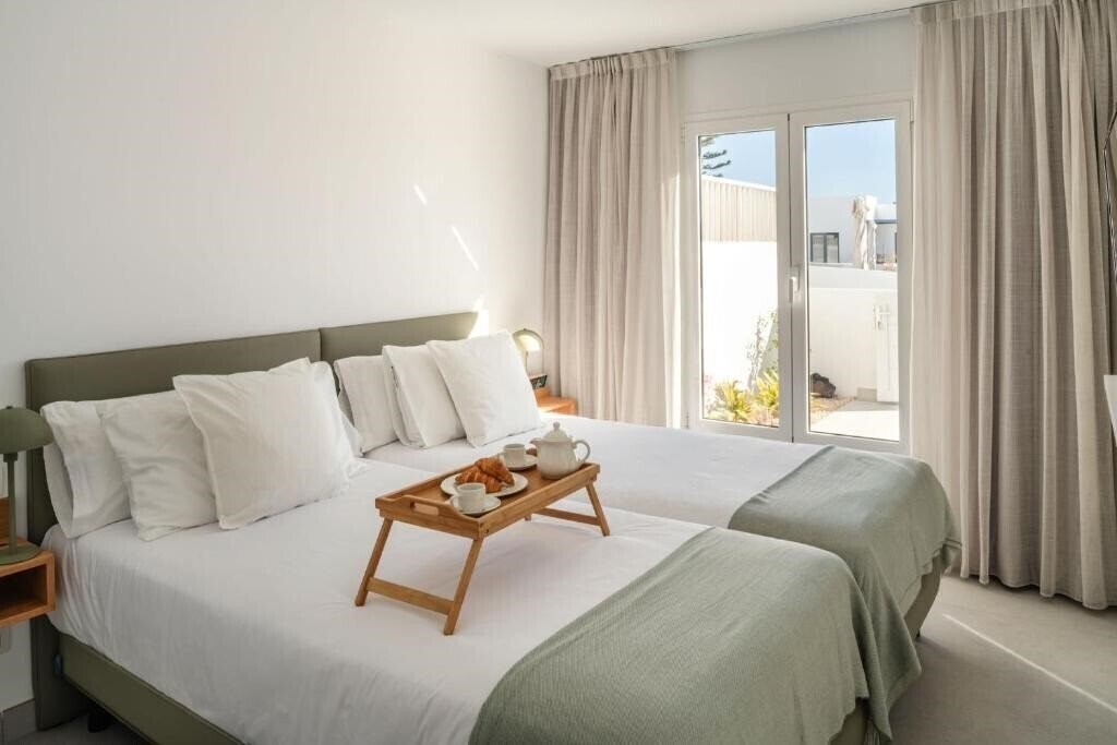 Фото Nazaret Beach 4*