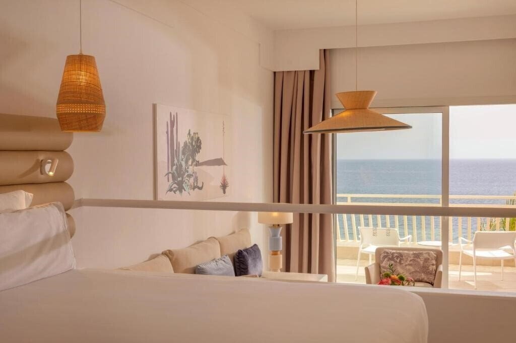 Картинка Plus Fariones Suite Hotel 4*