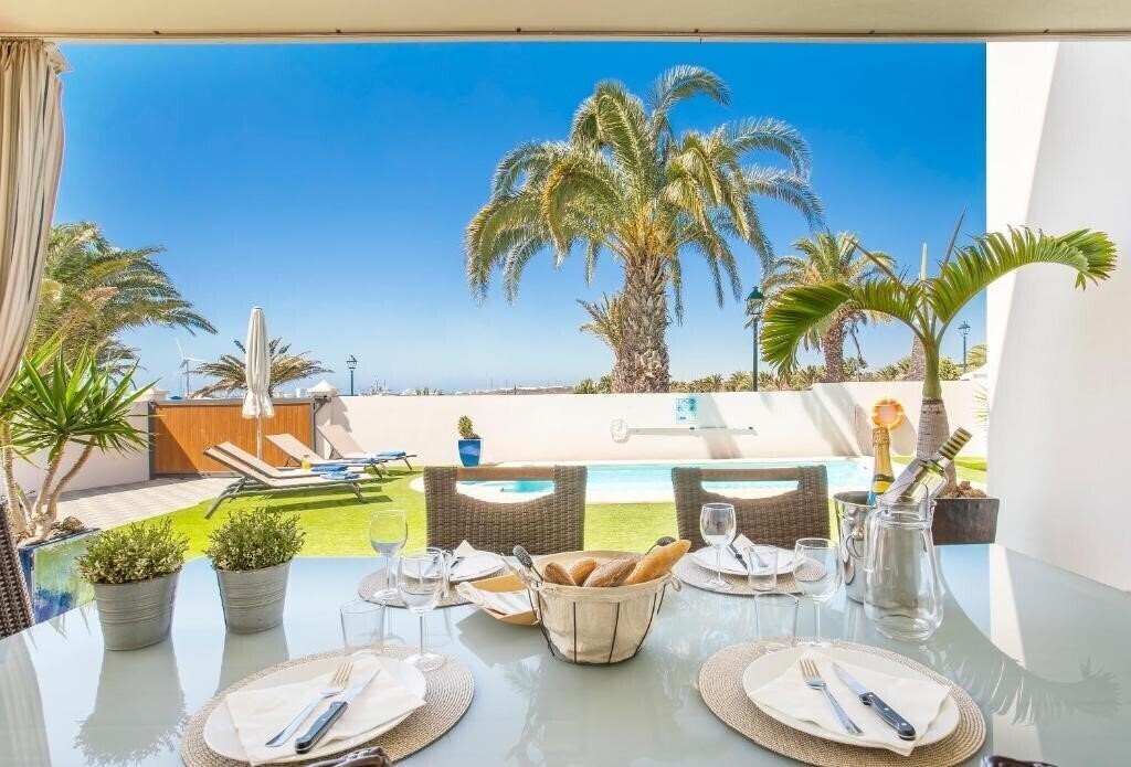 Фотография Las Caletas Village 4*