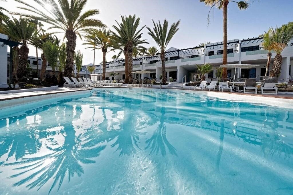 Отель Bluesea Playa Club 2*