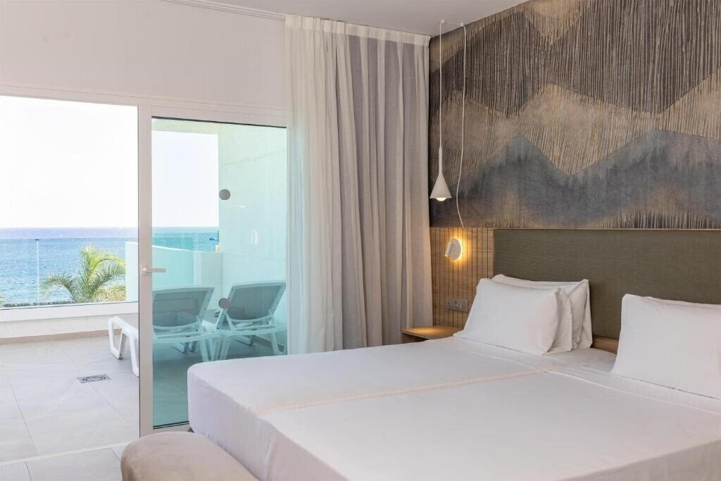 Изображение Radisson Blu Resort Lanzarote Adults Only 4*