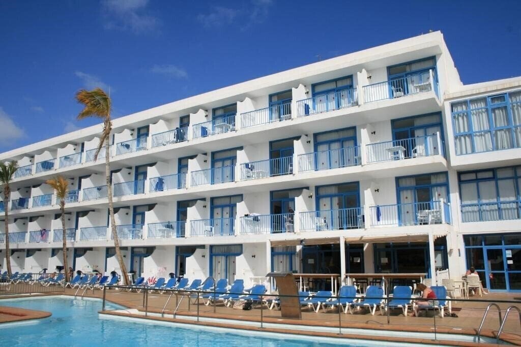 Картинка Costa Volcan & SPA Aparthotel 2*