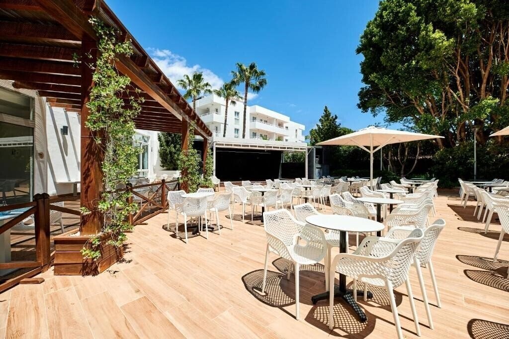 Изображение AluaSun Continental Park (ex. Roc Continental Park) 4*