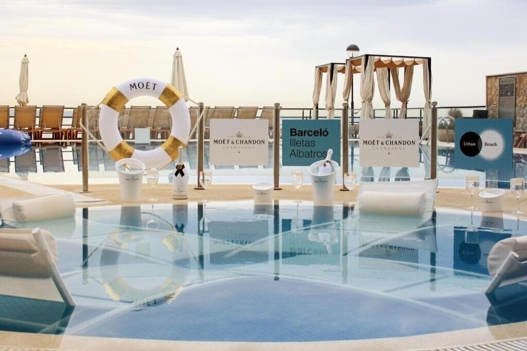 Фотографія Barcelo Illetas Albatros 4*