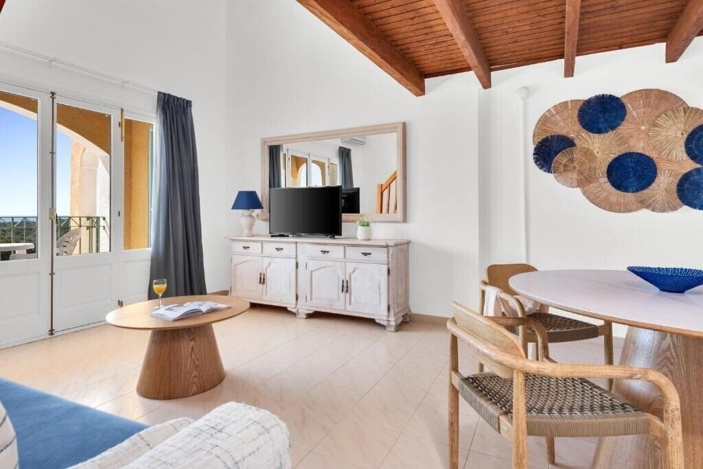 Изображение Ona Cala Pi Aparthotel 3*