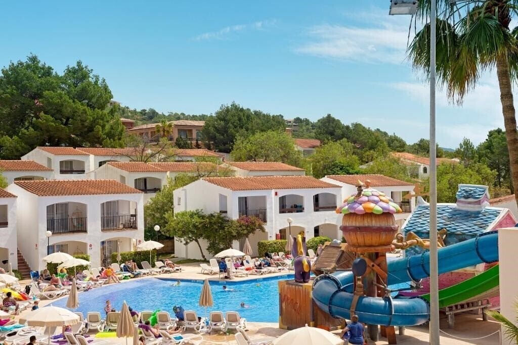 Фотографія Fergus Club Europa 4*