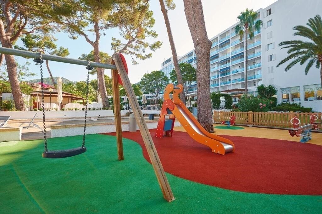 Фотографія Hipotels Eurotel Golf Punta Rotja 4*