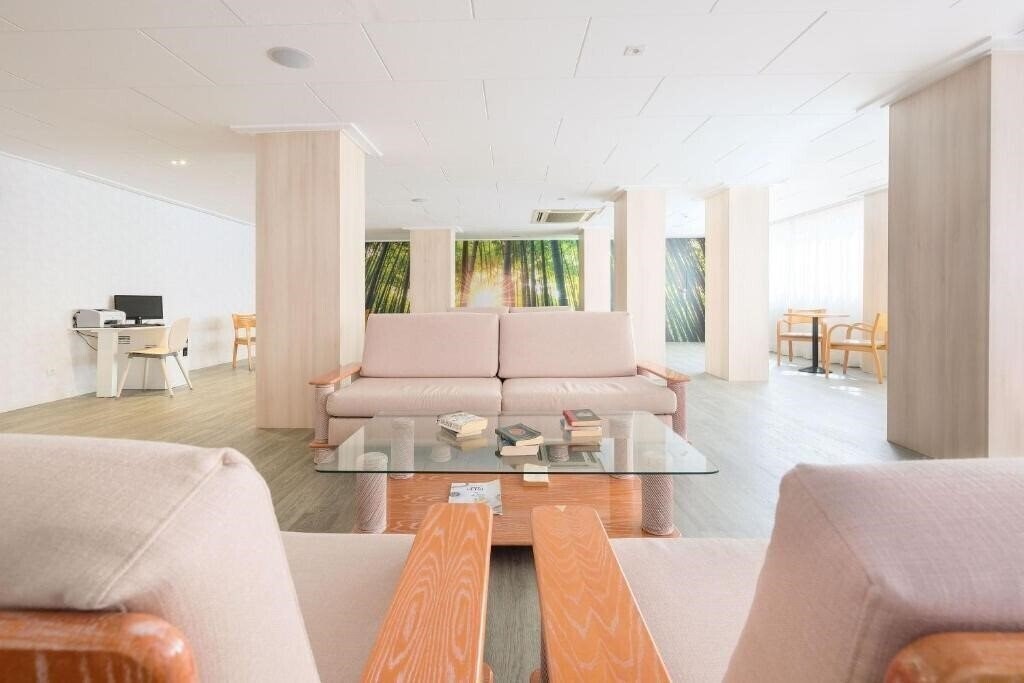 Картинка Azuline Hotel Bahamas & Bahamas II 3*