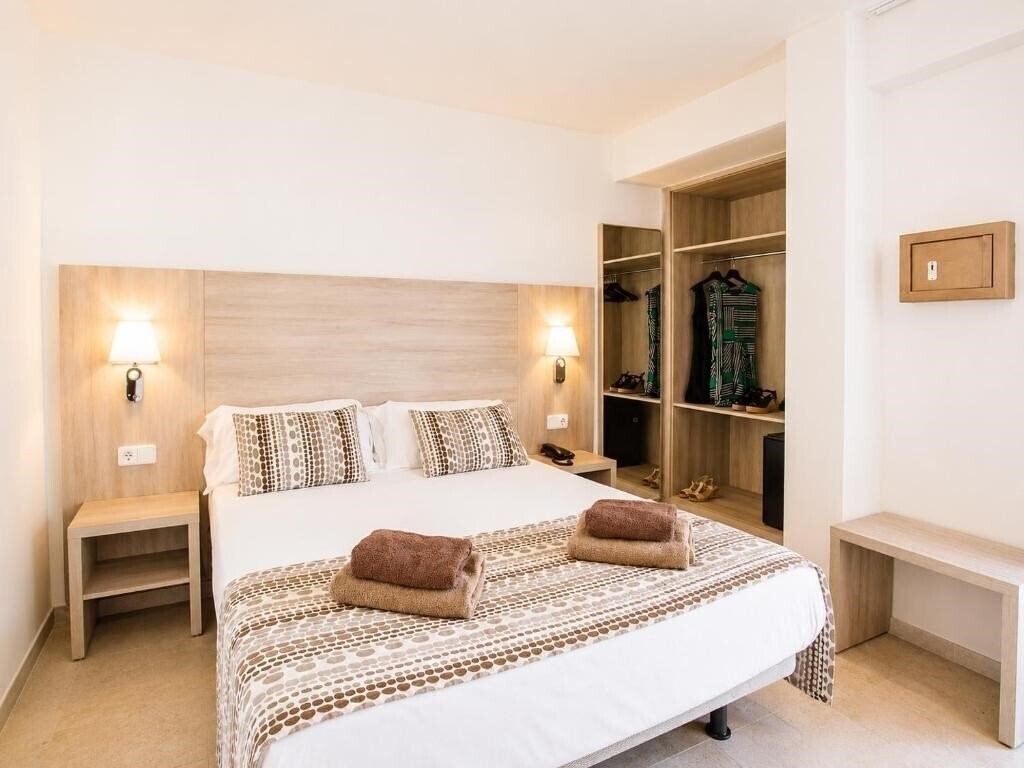 Картинка Ses Puntetes Hotel 3*