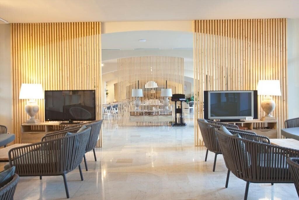 Зображення Bahia De Pollensa Aparthotel 3*