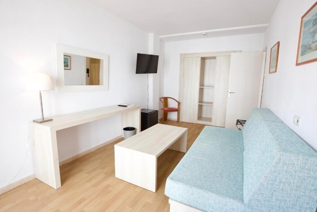 Картинка Hotel JS Sol de Can Picafort 3*