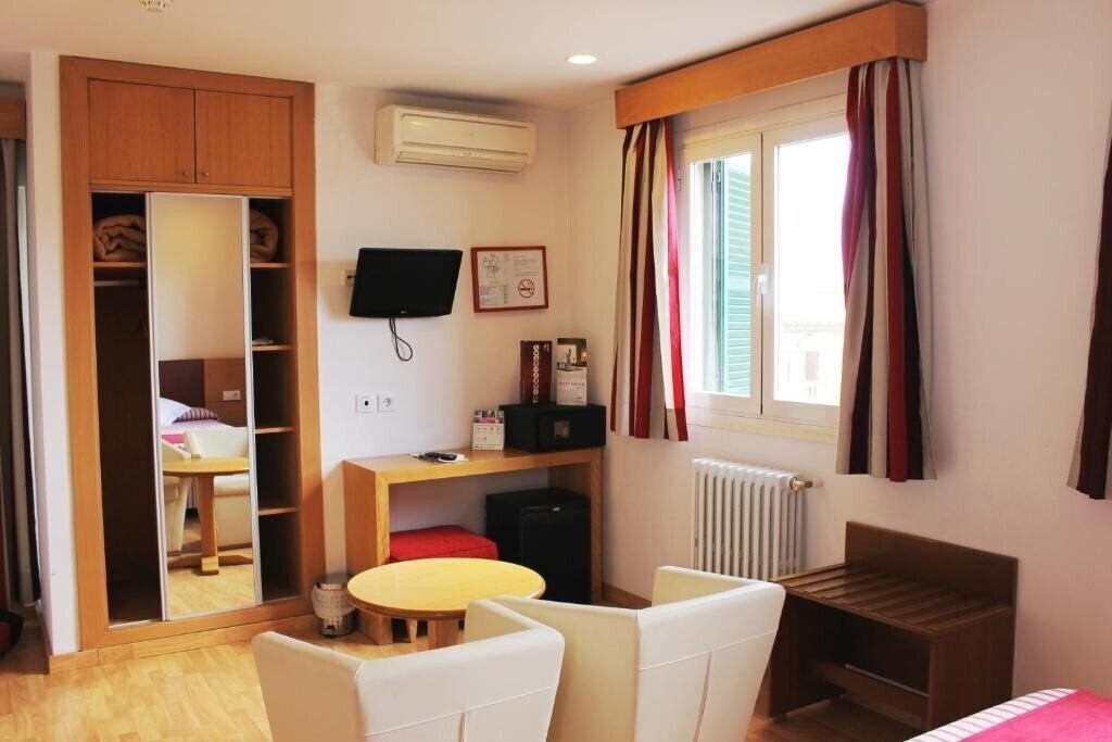 Картинка Amic Colon 3*