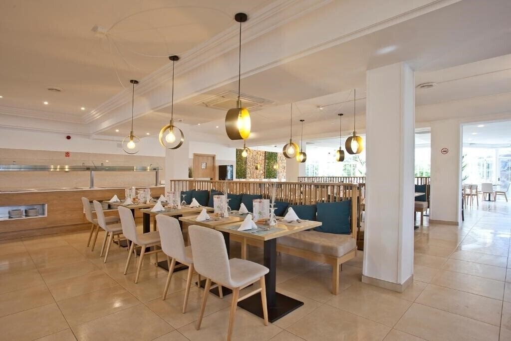 Зображення Bahia de Alcudia Hotel & SPA 4*
