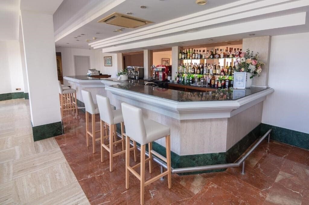 Картинка Club S'Illot 3*