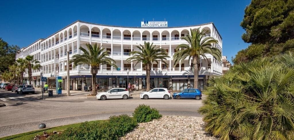 Готель Apartamentos Arcos Playa 2*