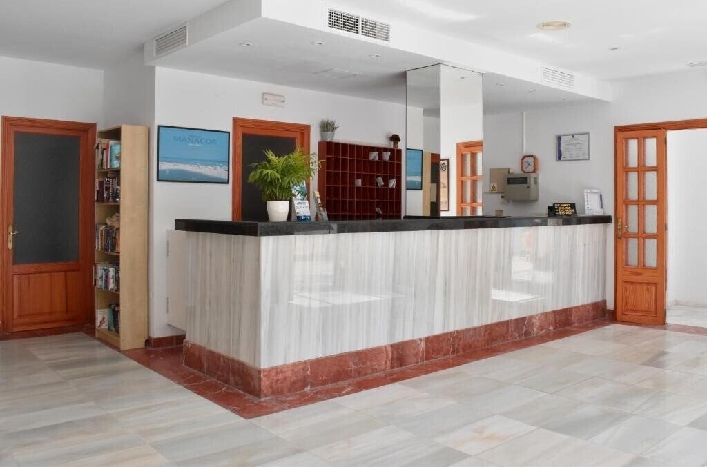 Фотографія Apartamentos Arcos Playa 2*