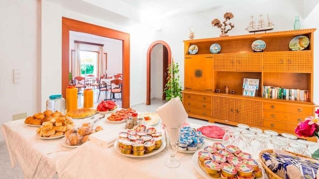 Изображение Hostal San Francisco (Cala d’Or) 1*