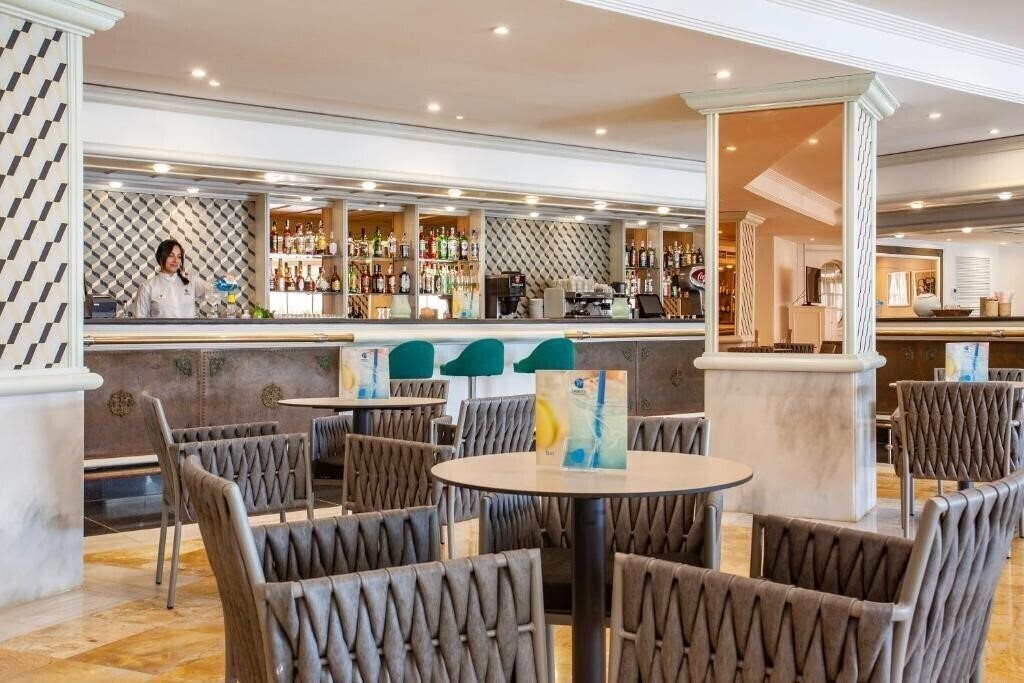 Фотографія Grupotel Los Principes & SPA 4*