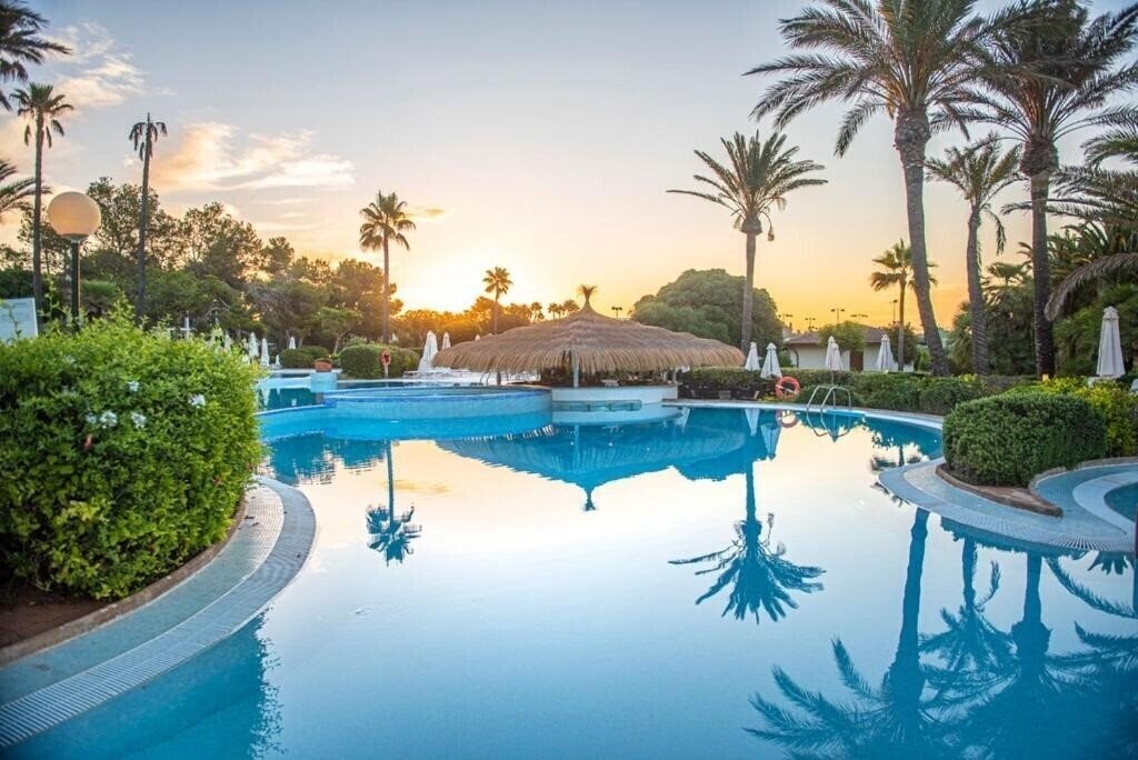Готель Blau Colonia Sant Jordi Club 4*