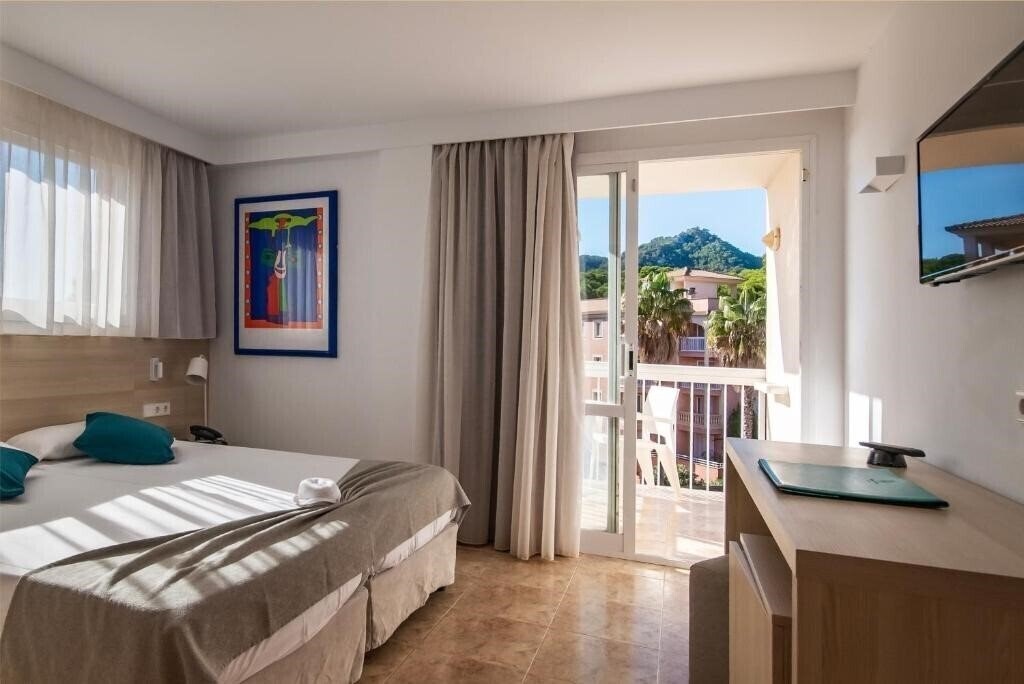 Фото Canyamel Classic 4*