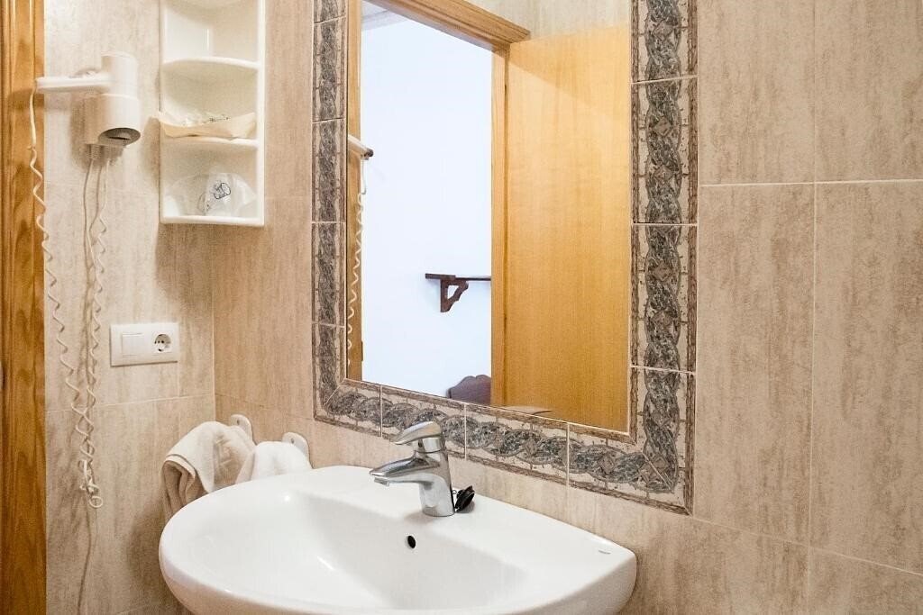 Фотографія Geminis 3*