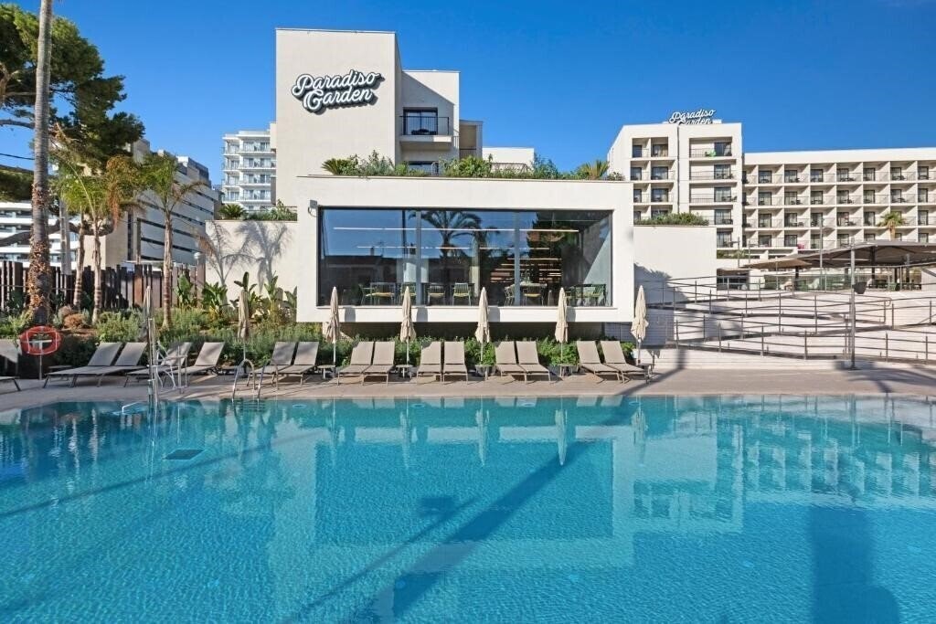 Готель Paradiso Garden 4*