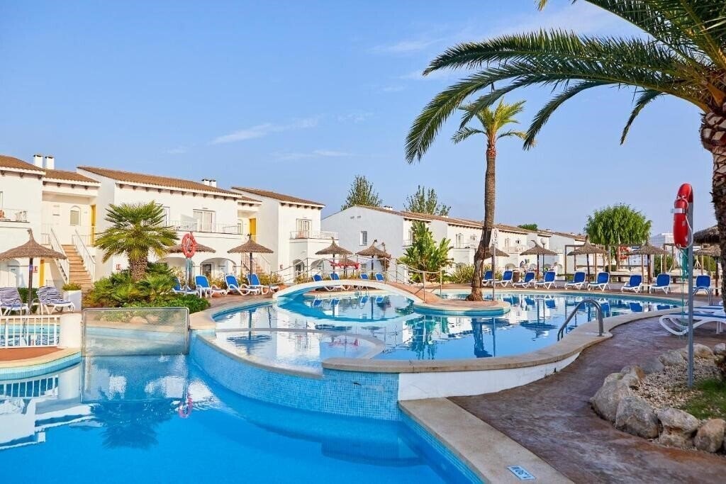 Отель Seaclub Alcudia Mediterranean Resort 4*