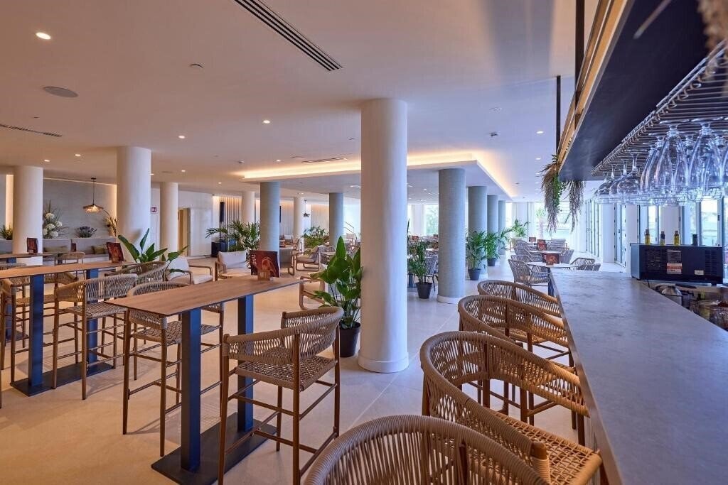 Фотографія Universal Hotel Romantica 3*