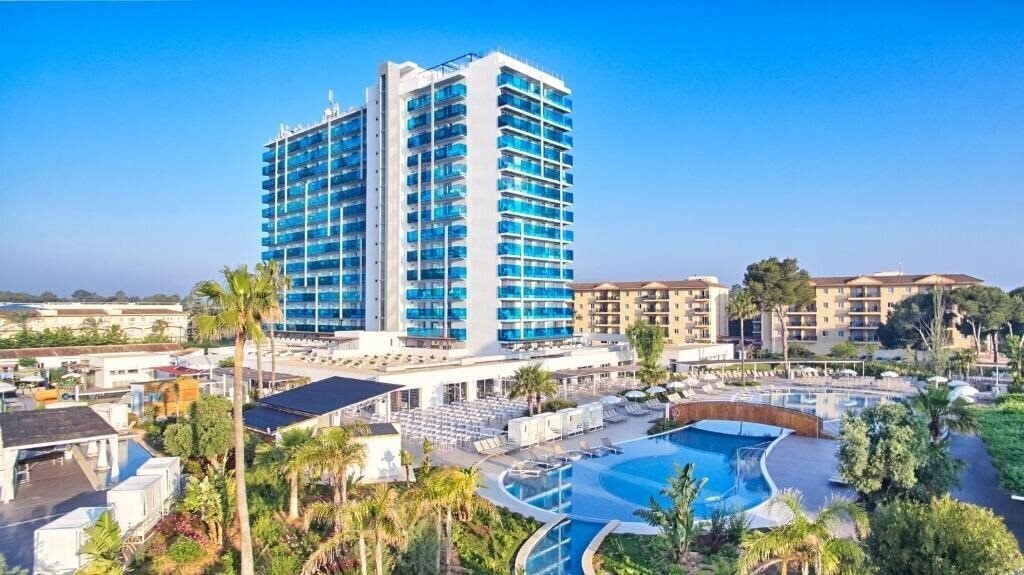 Зображення BG Tonga Tower Design Hotel & Suites 4*