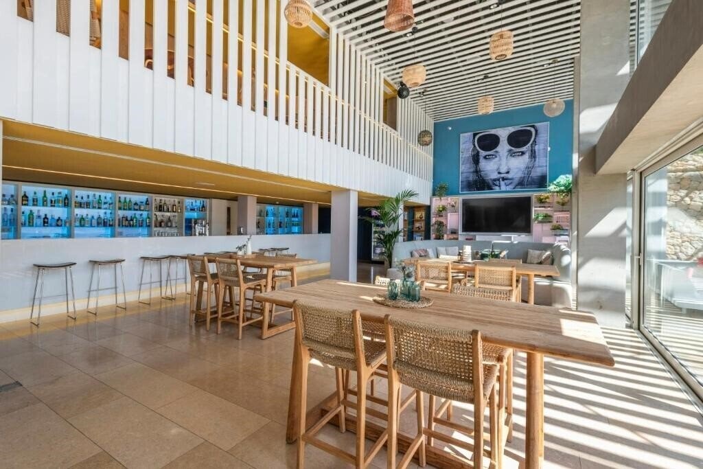 Картинка Od Port Portals 4*