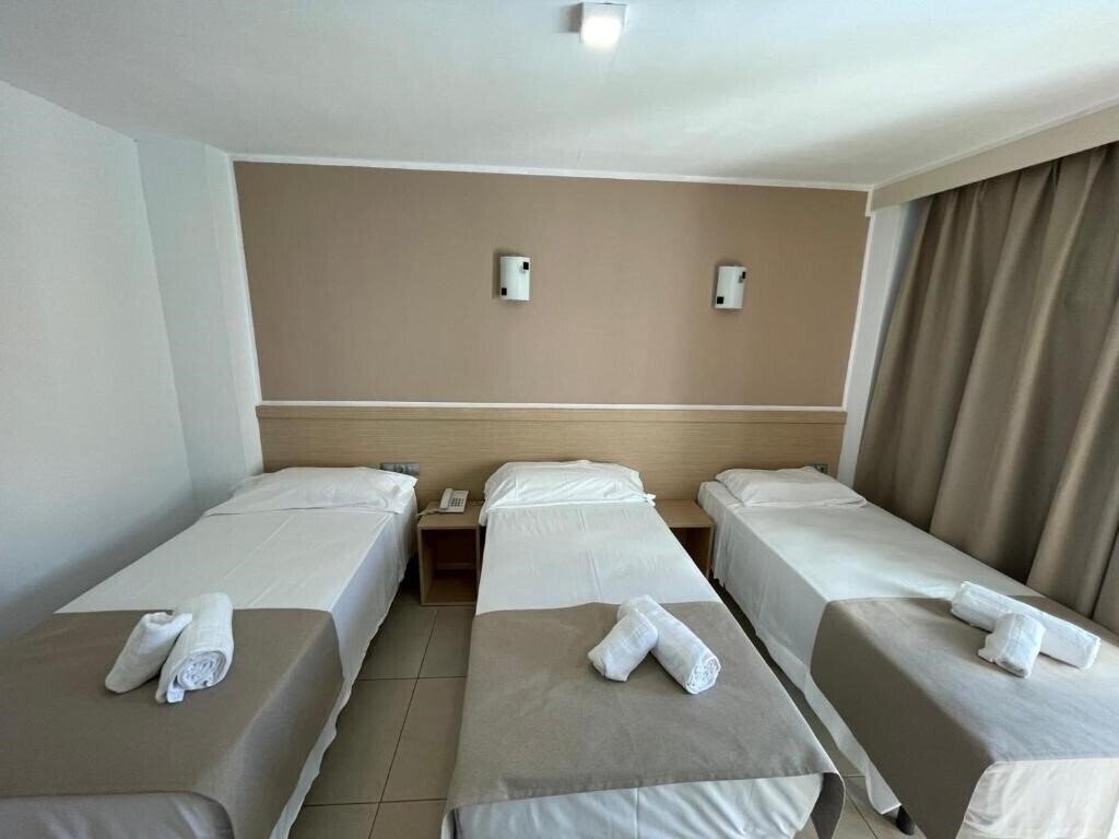 Фотография Hotel Leblon 1*