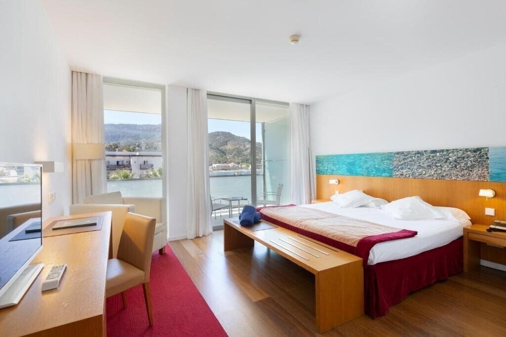Фотография Aimia Hotel 4*