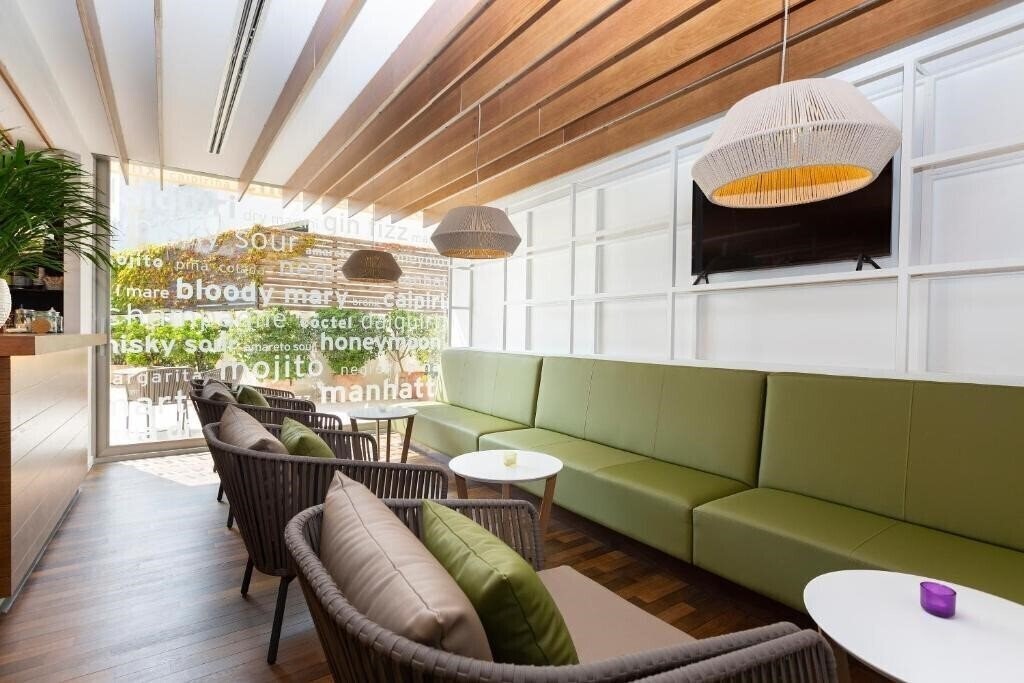 Картинка Aimia Hotel 4*