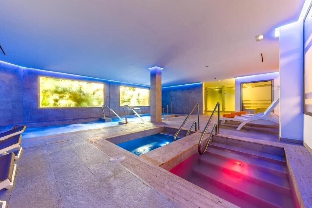 Зображення VIVA Cala Mesquida Resort & SPA 4*