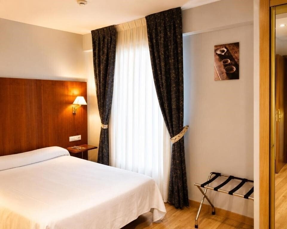 Картинка Hispania 4*