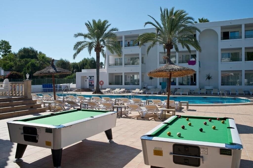 Готель Aparthotel Pierre & Vacances Mallorca Cecilia 3*