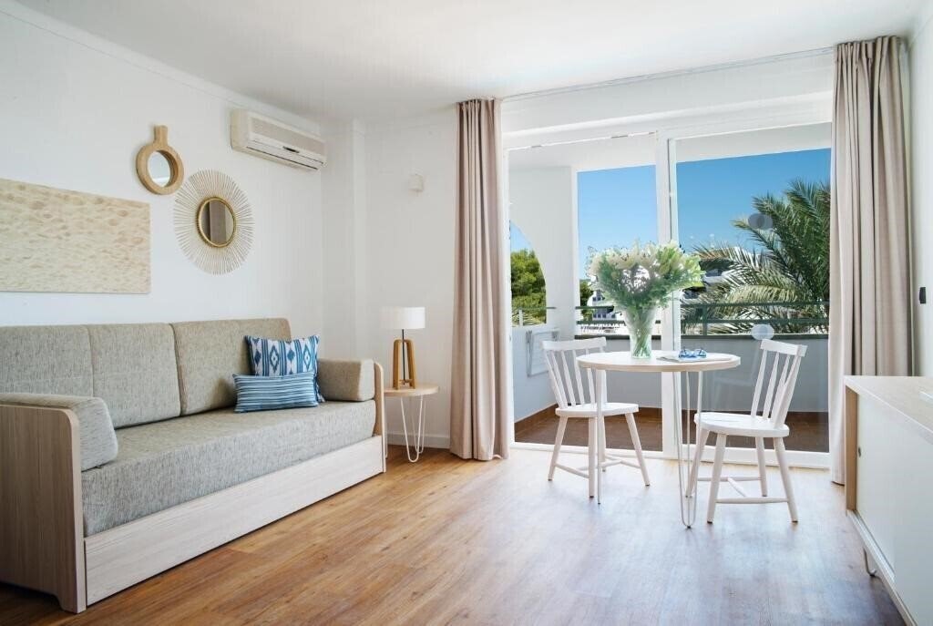 Изображение Aparthotel Pierre & Vacances Mallorca Cecilia 3*