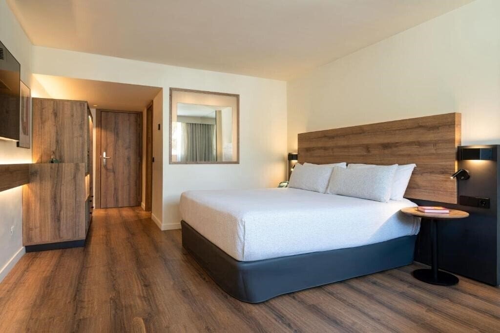 Фото Innside by Melia Palma Bosque 4*