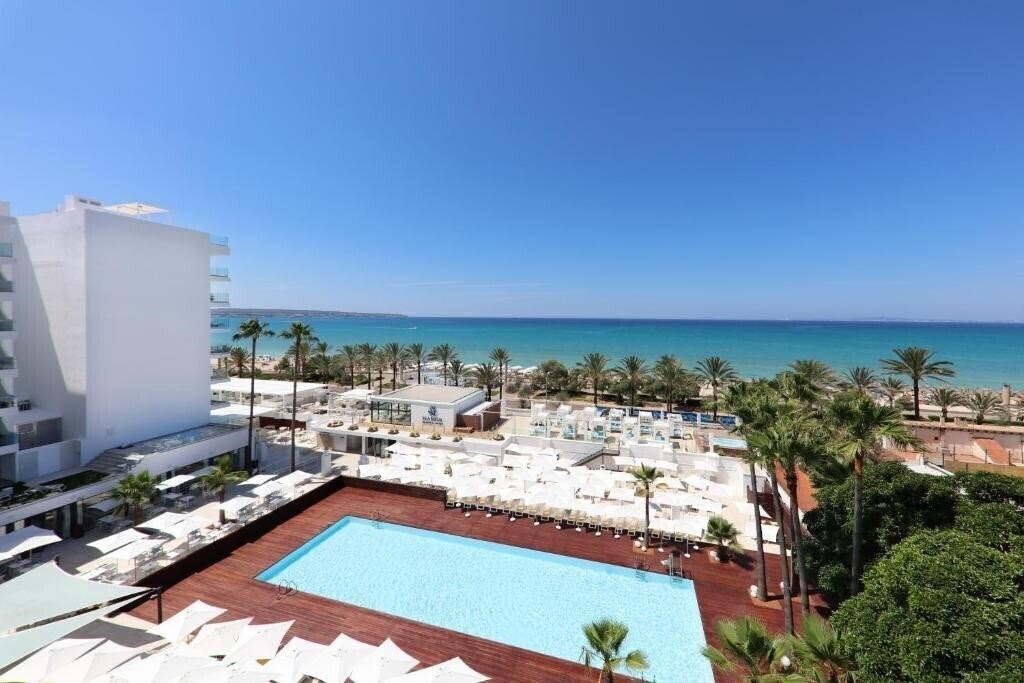 Зображення Iberostar Waves Bahia de Palma 4*