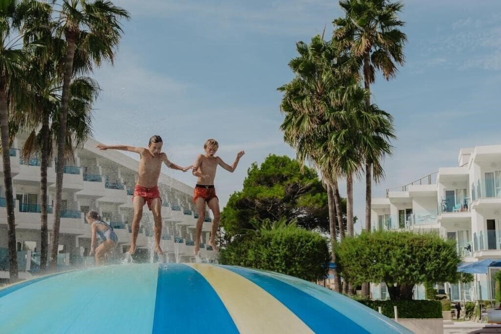 Изображение Iberostar Waves Playa de Muro 4*