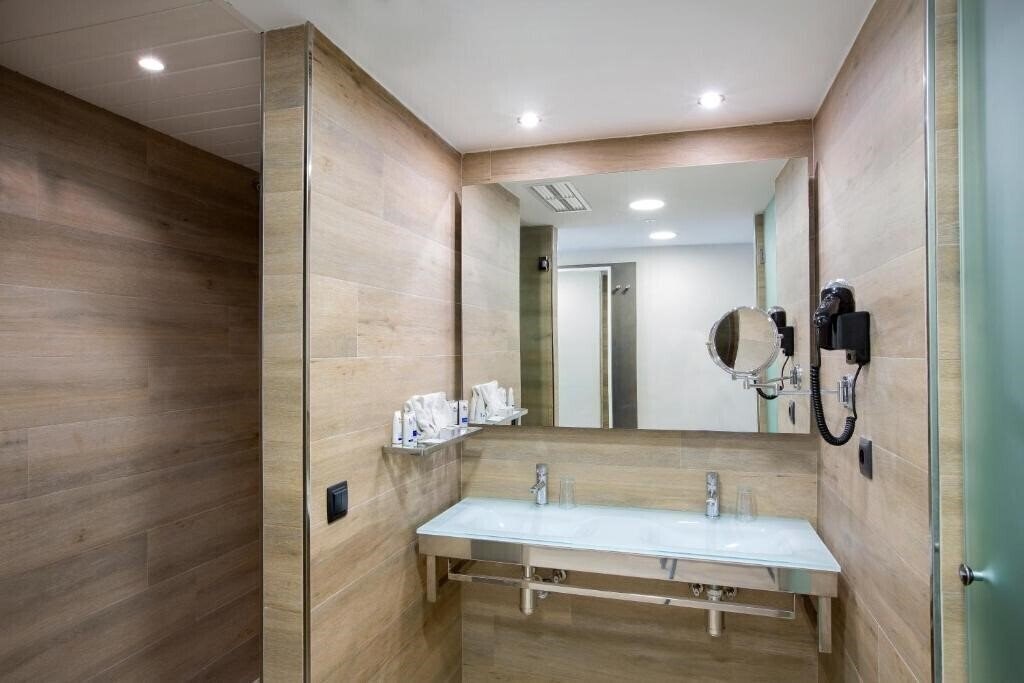 Фотографія Mar Hotels Playa de Muro Suites 4*