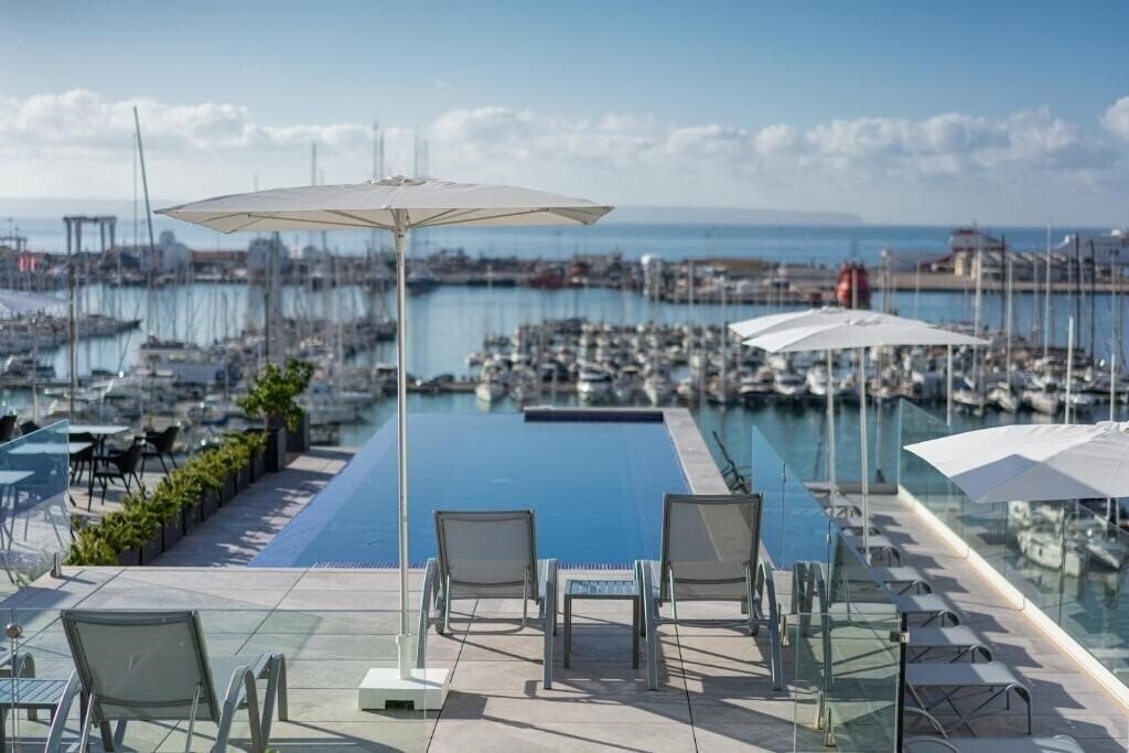 Отель Hotel Mirador 4*