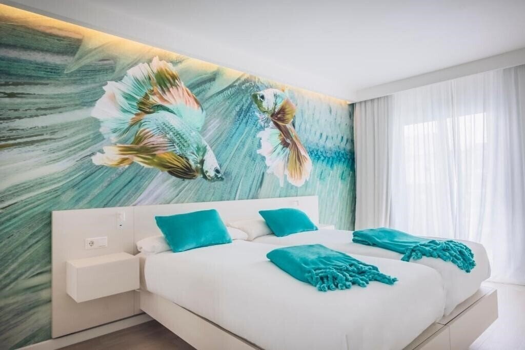 Фотография Iberostar Waves Alcudia Park 4*