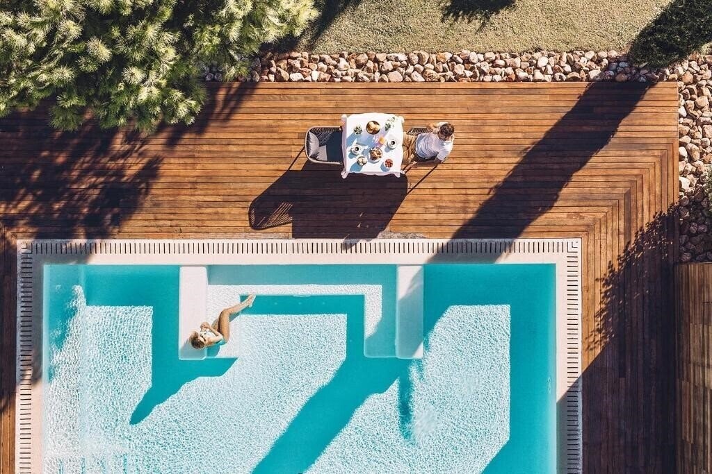 Отель Las Gaviotas Suites 4*