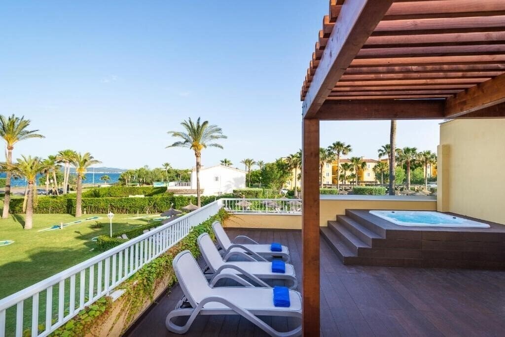 Фотографія Club Del Sol Aparthotel 4*