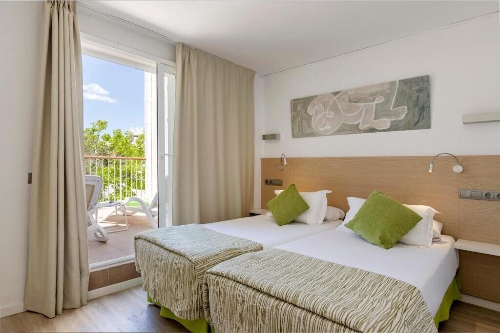 Фото Houm Plaza Son Rigo 4*